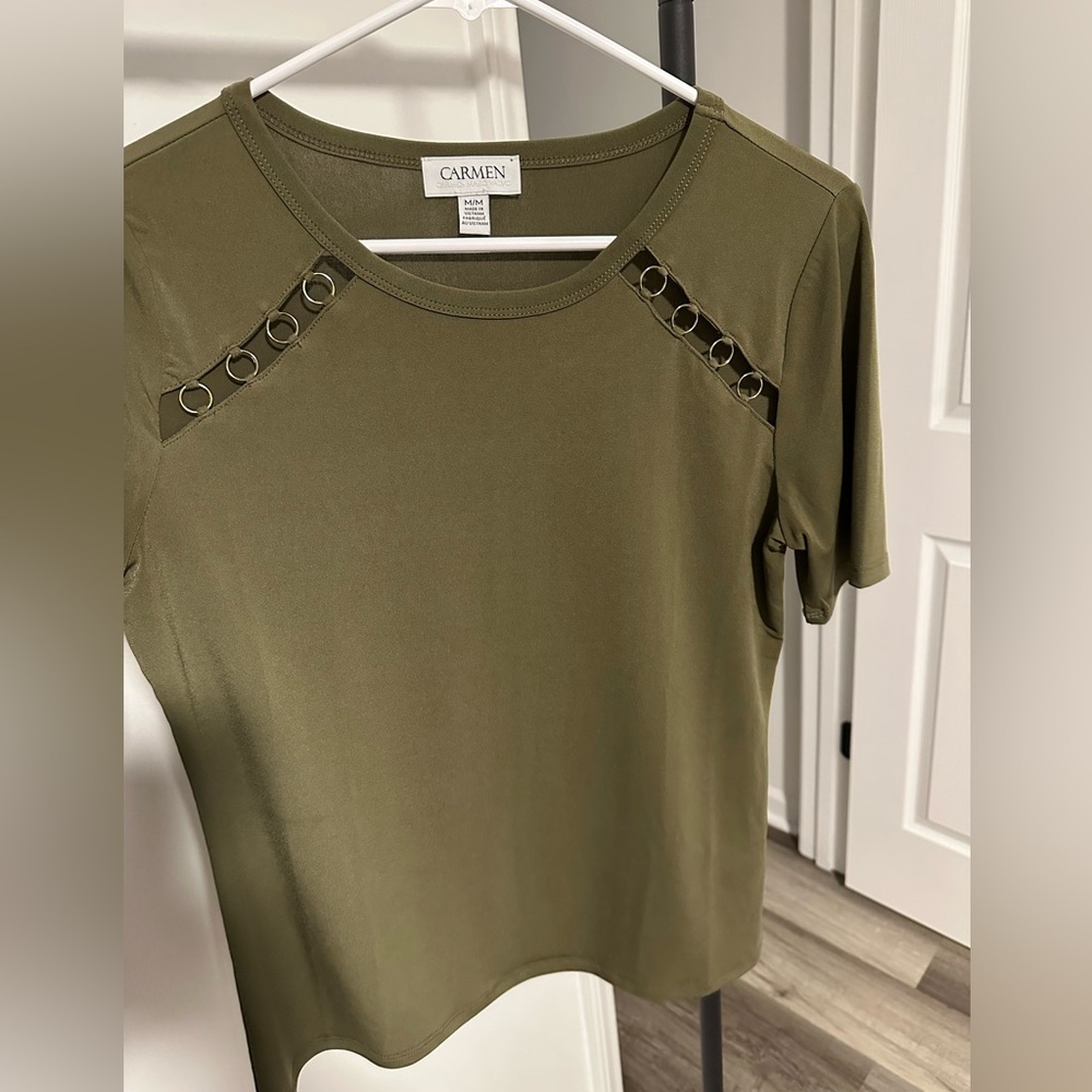 D ring shirt